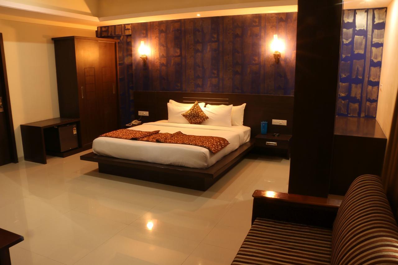 Hotel Reevanta Daman Zewnętrze zdjęcie